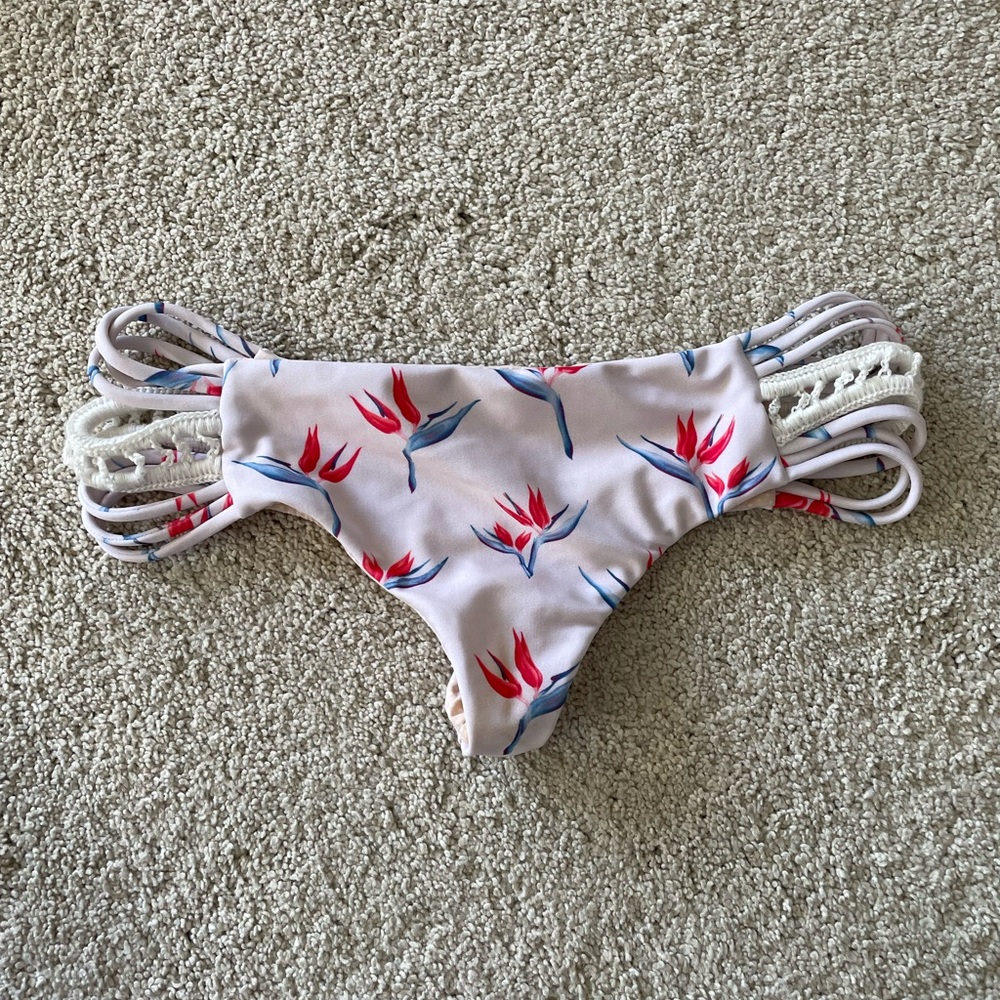 Acacia Bikini Bottom in Bird of Paradise